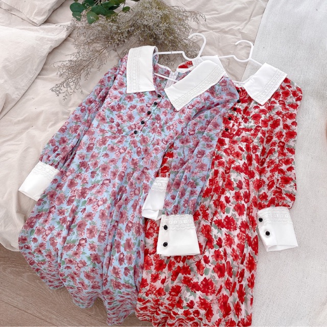 ĐẦM HOA CỔ TAY BẢNG REN TRẮNG