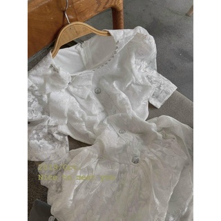 ĐẦM REN TRẮNG ĐÍNH ĐÁ