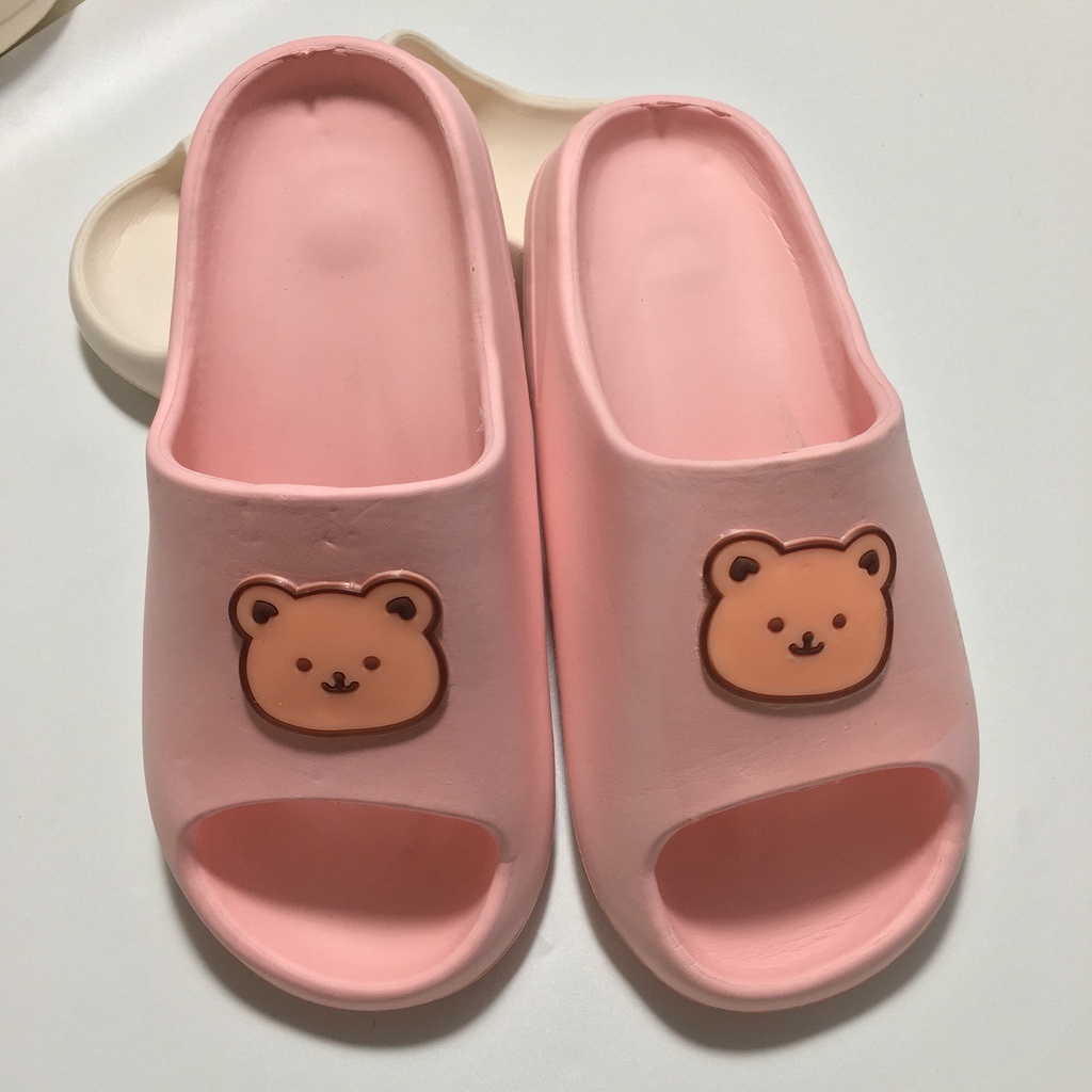 Dép bánh mỳ nữ hình gấu 🔥 FREESHIP🔥 Dép quai ngang đế cao hot trend nhất năm nay, siêu êm siêu bền