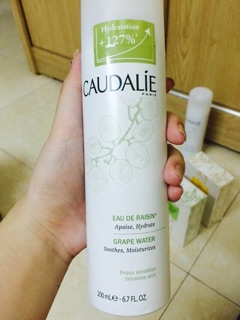 Xịt khoáng Caudalie 200 mL