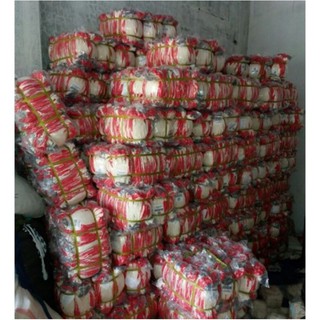 Gang tay sơn đỏ