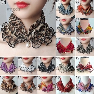 Khăn quàng cổ phối ren hoa đính ngọc trai sang trọng