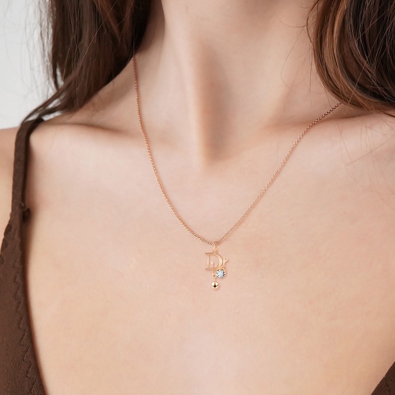 Dây chuyền mạ vàng hồng 18k mặt chữ d đính đá zircon chống nước chống mồ hôi không phai màu làm quà tặng