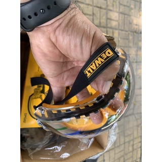 Mắt Kính Bảo Hộ - DeWALT DPG82-11