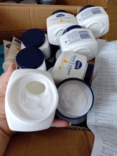 Kem dưỡng Vitamin E Redwin Úc 300g