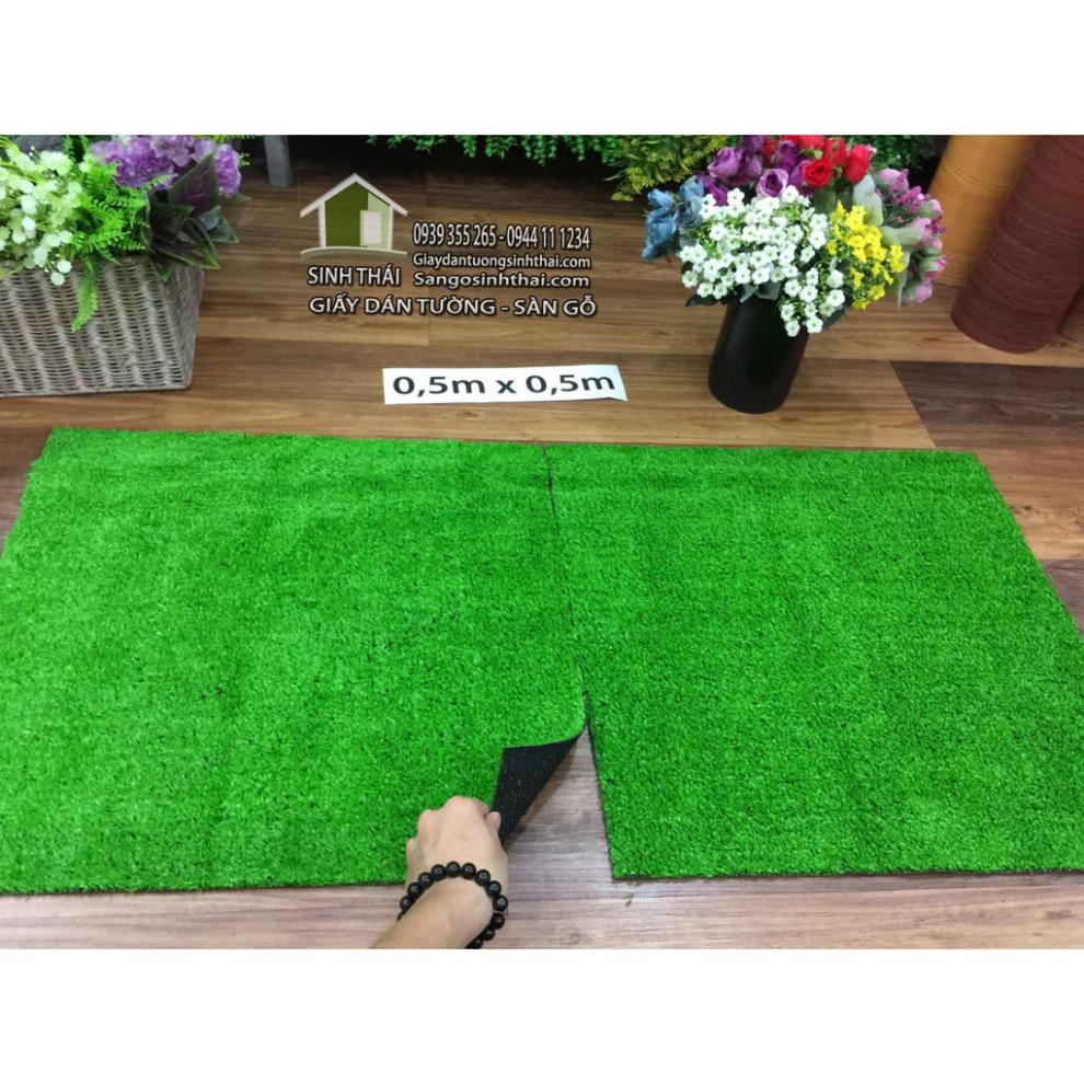 Tấm cỏ nhựa nhân tạo giá rẻ 50x50cm