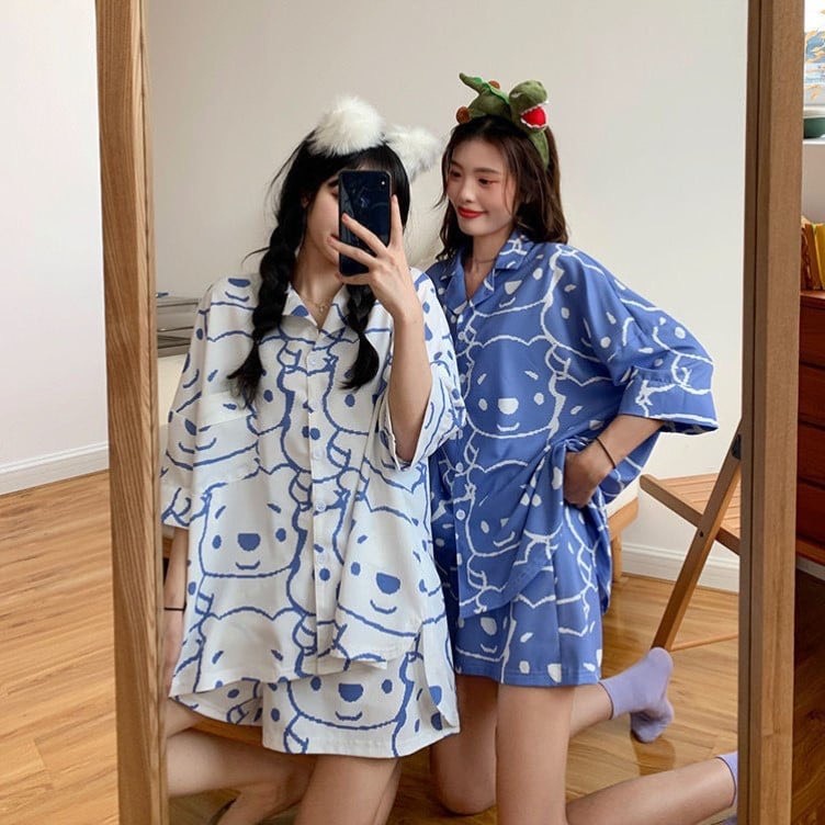 Bộ pijama cộc đùi in hình gấu - Bộ quần áo cộc cài cúc 2 màu