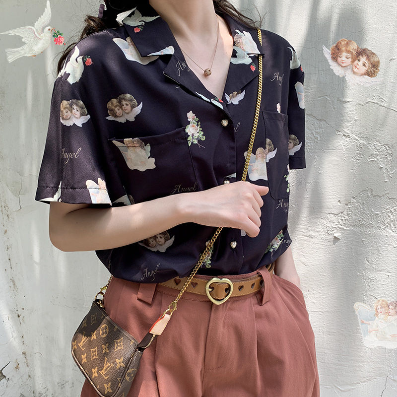 Áo sơ mi BH tay ngắn cổ chữ V in hình thiên thần phong cách retro Nhật Bản cao cấp