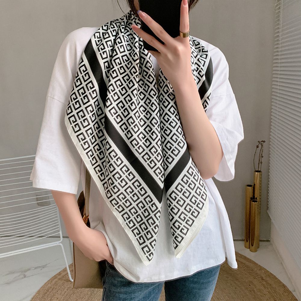Khăn choàng cổ hình vuông bằng lụa in họa tiết hình học phong cách Hàn Quốc cổ điển thời trang cho nữ