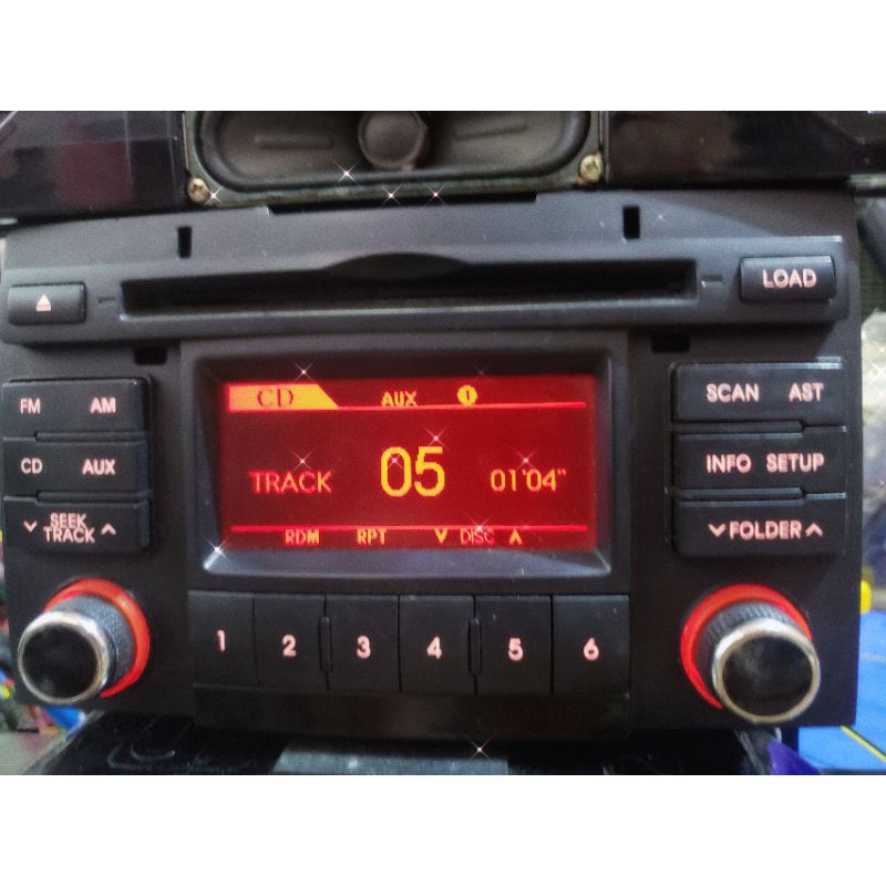 Đầu amply cd bluetooth usb aux tháo xe KIA forte giành cho các anh em sưu tầm, thưởng thức âm nhạc. độ chế.