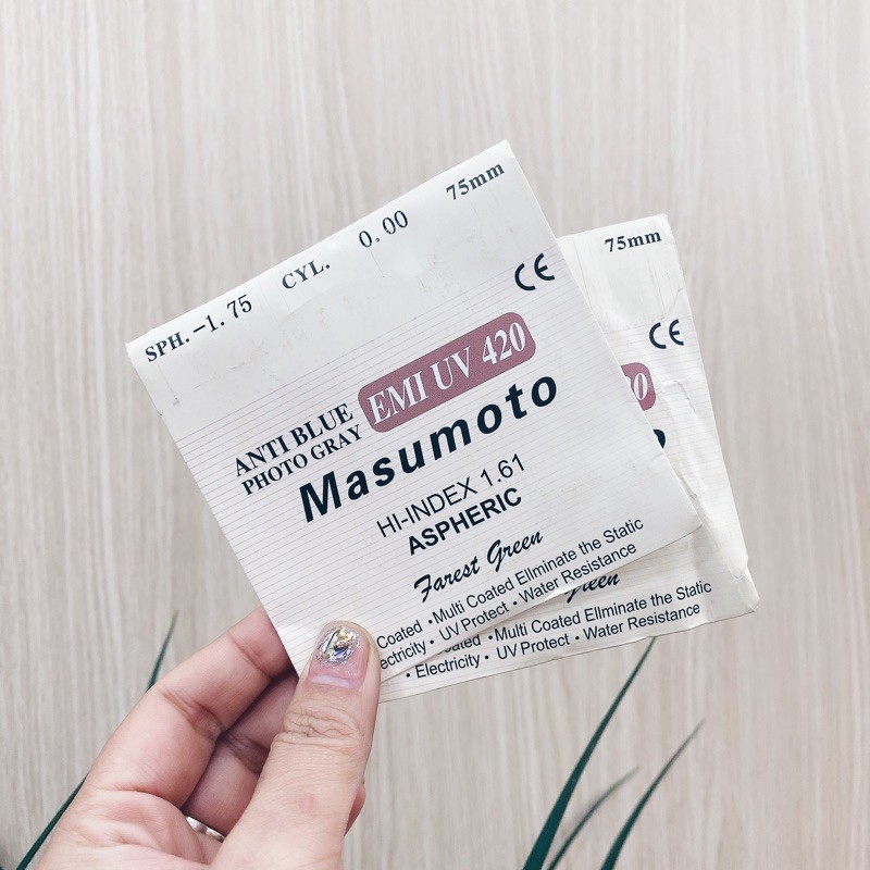 Tròng kính cận nam nữ Bluecut đổi màu chống ánh sáng xanh - Eyepro