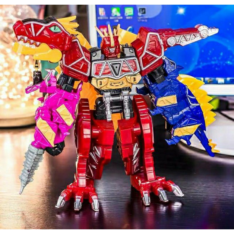 Bộ ráp siêu nhân điện long