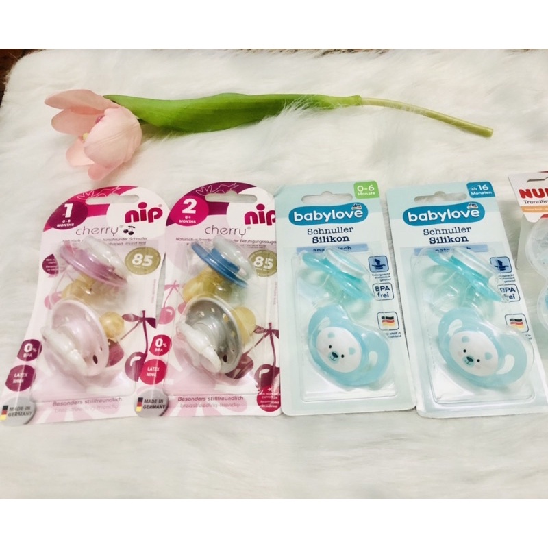 Núm ti giả cho bé Baby Love vỉ 2 chiếc 0-6 tháng và &gt;16 tháng/ Ti giả nip cherry cho bé từ 0-6tháng ,&gt; 6th[Hàng Đức]