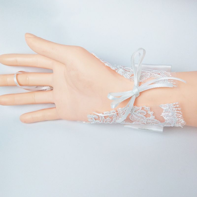Găng Tay Ren Hở Ngón Đính Nơ Cho Cô Dâu