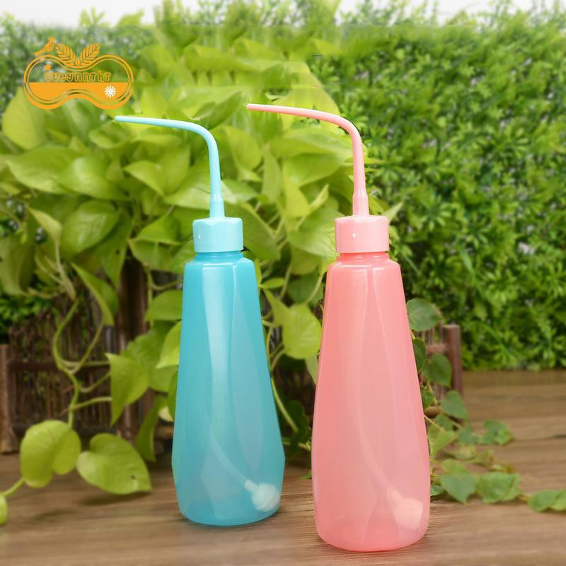 Set 2 bình bóp tưới cây hoa sen đá dáng cong bằng nhựa 480ML