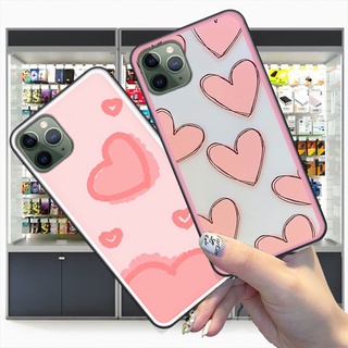 Ốp Iphone 11 / 11 pro / 11 pro max in hình trái tim caro đen trắng , hồng cute xinh xắn dễ thương