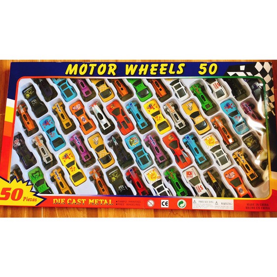 Hộp Set 50 Ô Tô Sắt