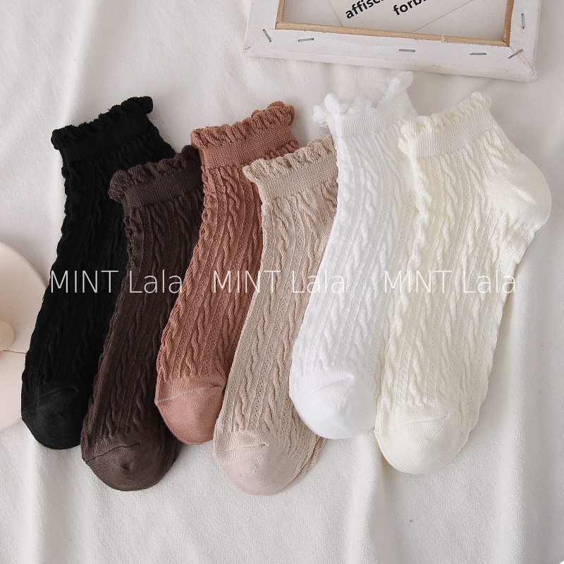 Tất Lolita Mắt Cá Chân Cổ Bèo Dễ Thương Đục Lỗ Thoáng Khí