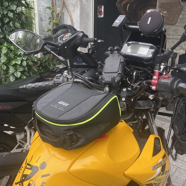 Túi Gài Bình Xăng Givi EA144 - Túi Tanklock Givi Gắn Bình Xăng Motor - Givi Easy-T Range EA144 Tank Bag - Bạn Phượt