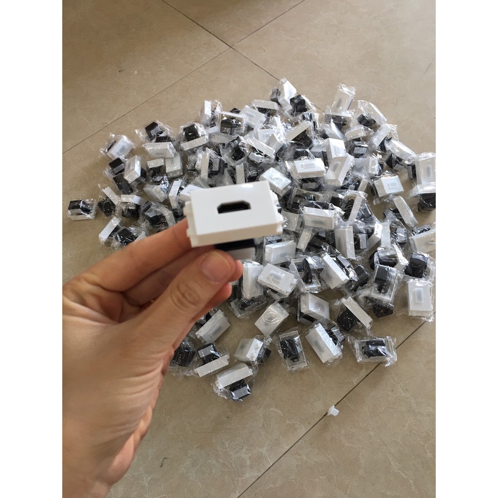 Nhân HDMI Wide góc vuông âm tường