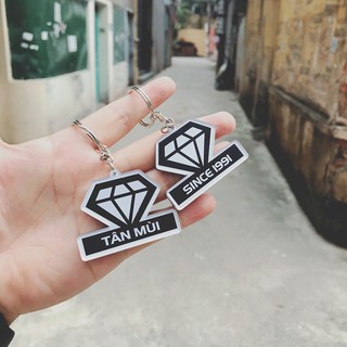 Móc khoá mica hình kim cương in NĂM SINH, móc treo chìa khoá balo túi xách cực đẹp