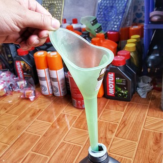Phễu dài 30cm dùng rót nhớt và các loại dung dịch