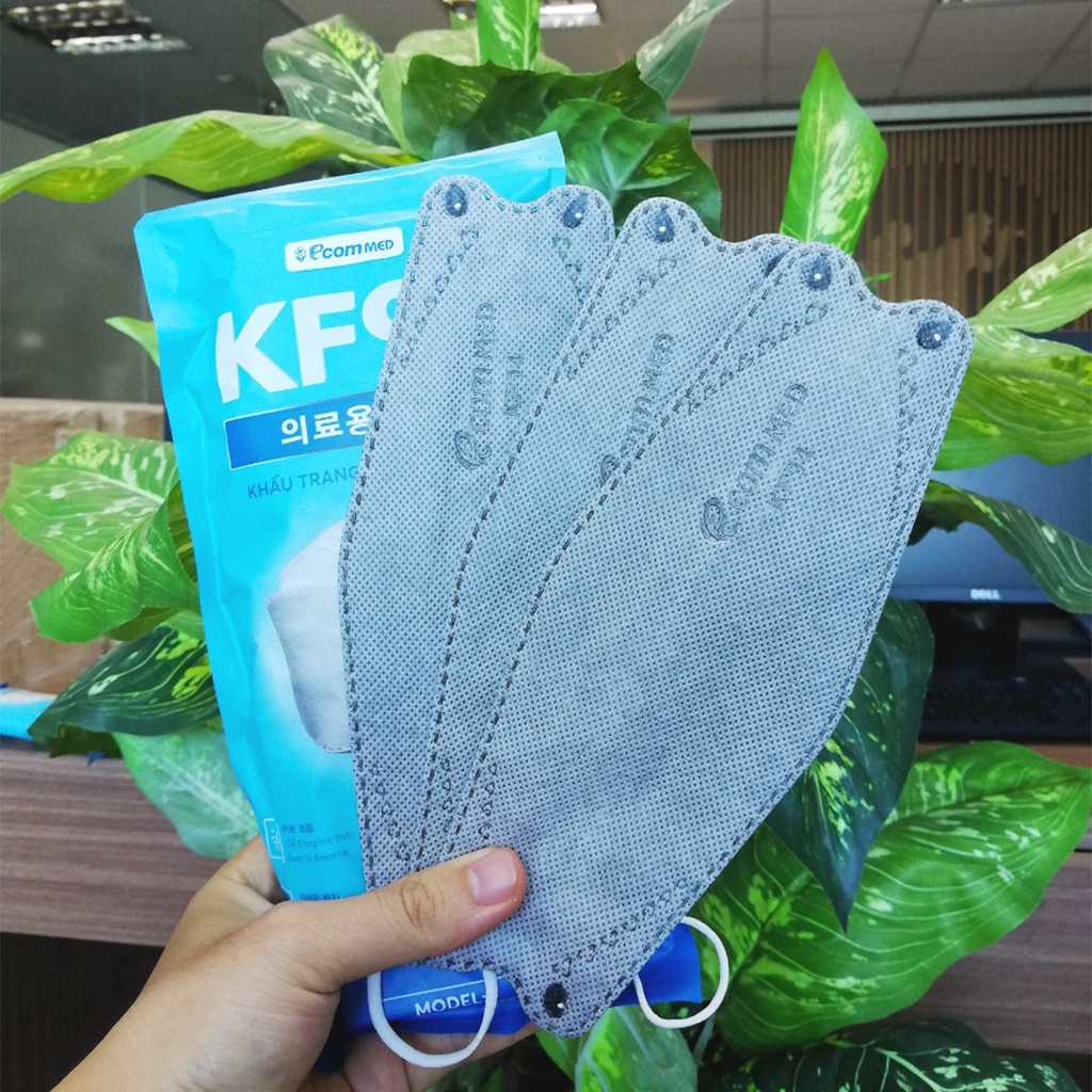 Khẩu Trang KF94 EcomMed màu Xám &amp; Đen (Bịch 10 cái) Thông Thoáng Không Đau Tai - Đạt chuẩn FDA