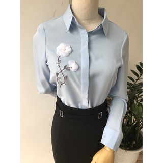 Lamia Design Áo sơ mi nữ xanh thêu hoa LA028