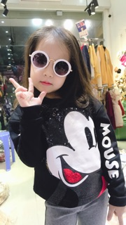 Áo nỉ đen Mickey Mouse lấp lánh