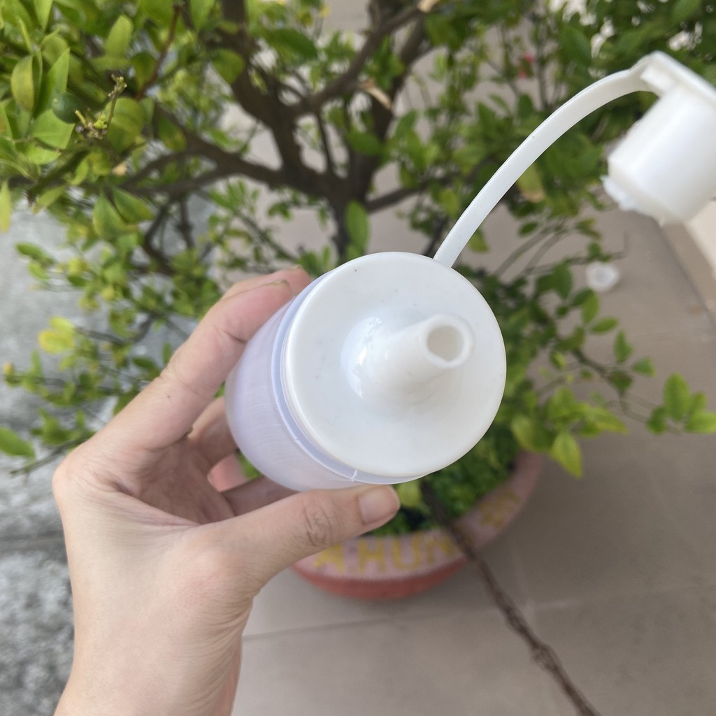 Chai đựng dầu ăn 250ml, nắp trắng Bottle plastic Bình nhựa xịt tương ớt, syrup, lọ sốt cà, sữa đặc có nắp, vòi dài