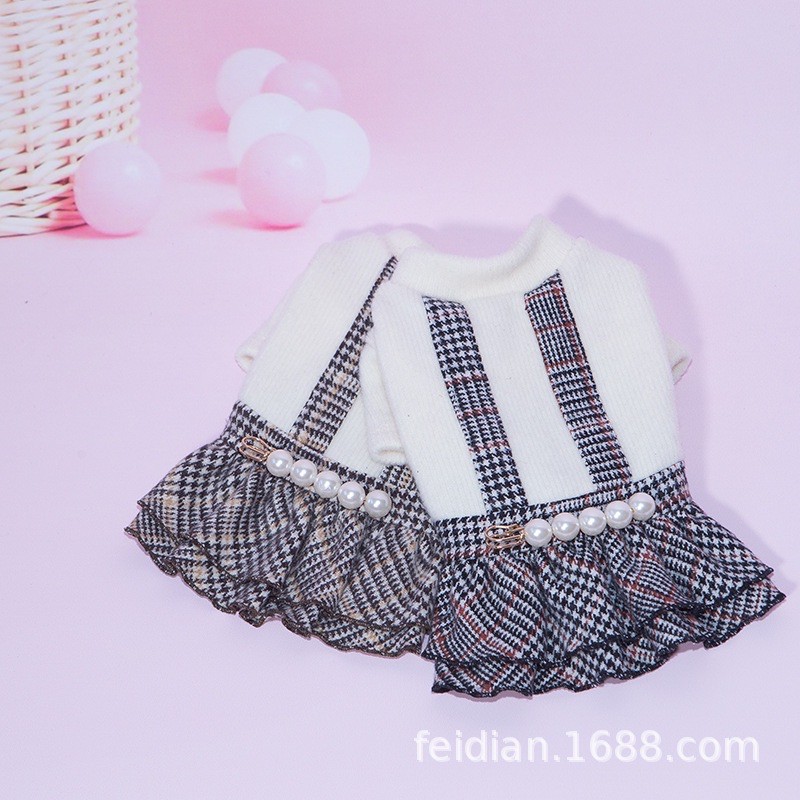 Đầm len dạ cho chó mèo