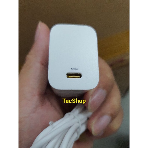 Bộ sạc nhanh Pisen Quick PD 20W TS - C140 kèm cáp sạc nhanh Type C To Lighting 1M  - BH12 tháng