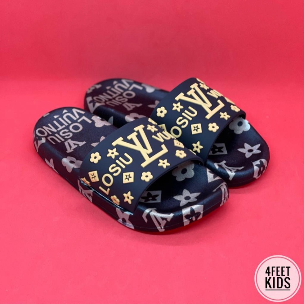 ⚡️% ẢNH THẬT⚡️ Dép lê trẻ con Lousin với hoa văn LV bạn dạng 3 màu 2022 vô cùng ăn chơi sành điệu cho bé trai từ 5-12