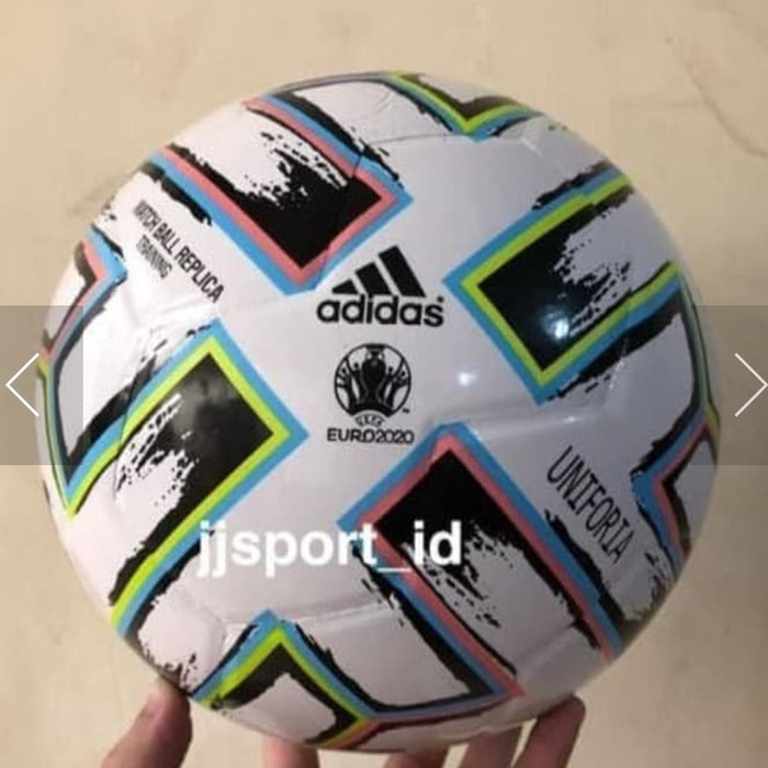 Giày Đá Bóng Adidas 2018 Chuyên Dụng Chất Lượng