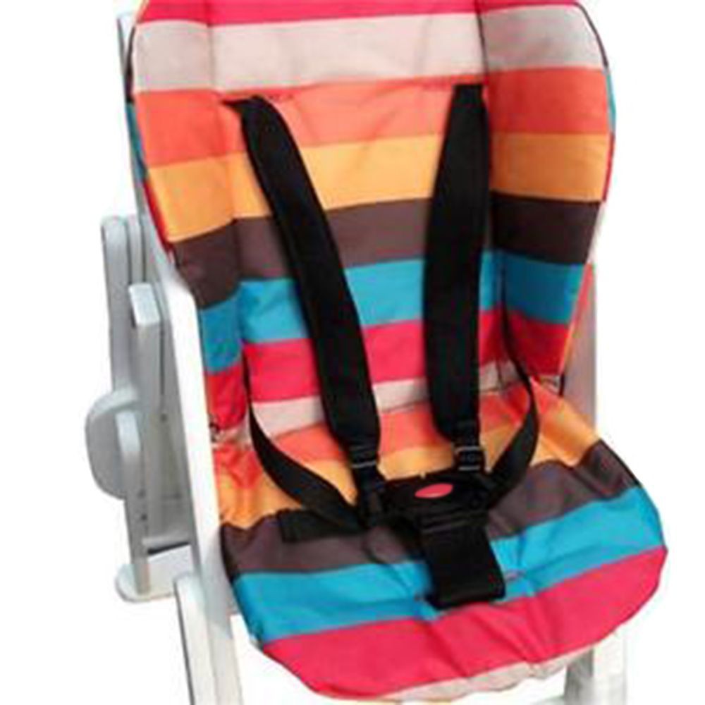 Dây đai có 5 điểm giúp cố định bé và giữ bé an toàn khi ngồi xe ô tô / ghế