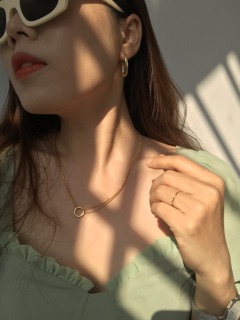 Áo kiểu tay phồng dáng ngắn croptop