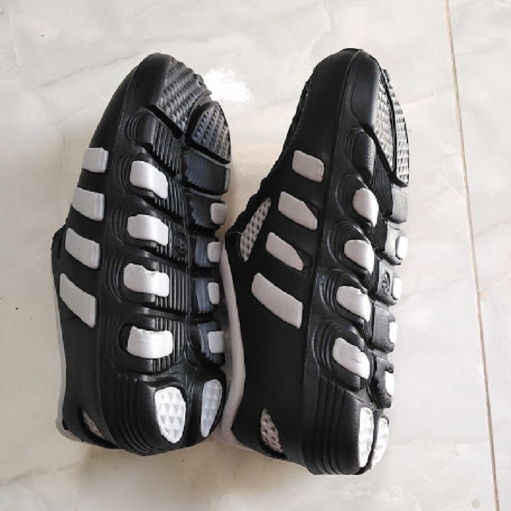 GIÀY NHỰA NAM KIỂU