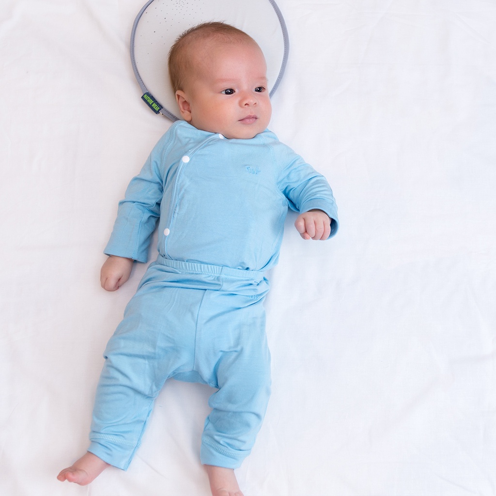 Bộ dài tay cài chéo Nature Wear