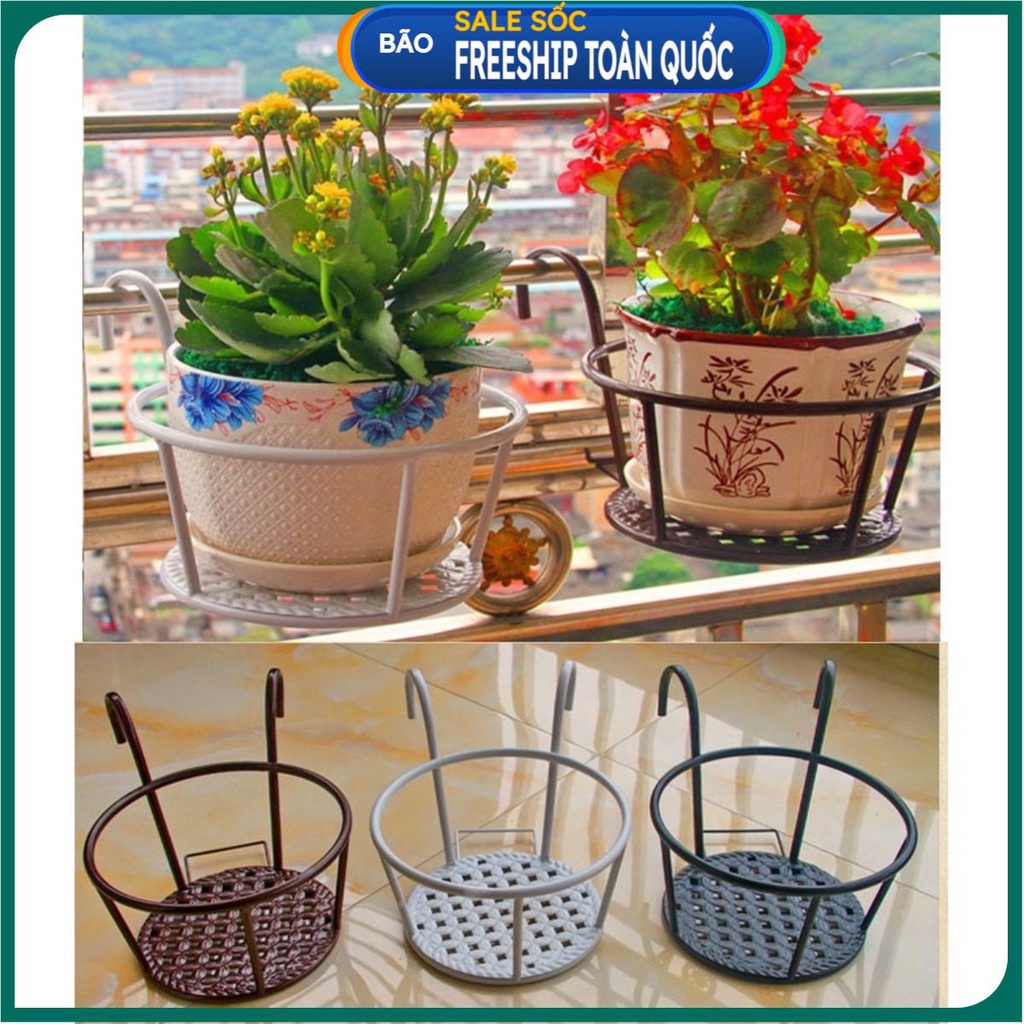 Giá sắt để chậu hoa cây cảnh .