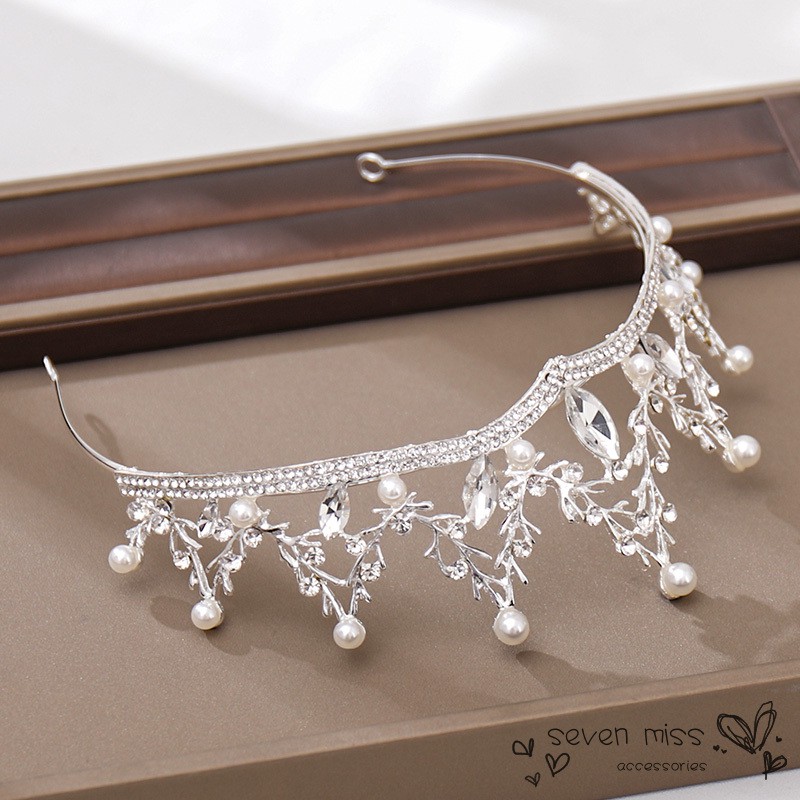 Vương Miện Đính Đá Và Ngọc Trai Nhân Tạo Thời Trang