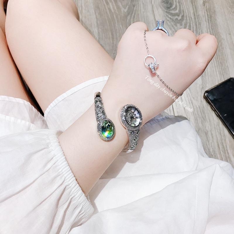 Đồng hồ nữ Melissa dạng lắc tay