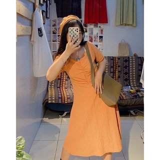 VÁY MIDI CÀ RỐT CỔ VUÔNG -@luna.maay
