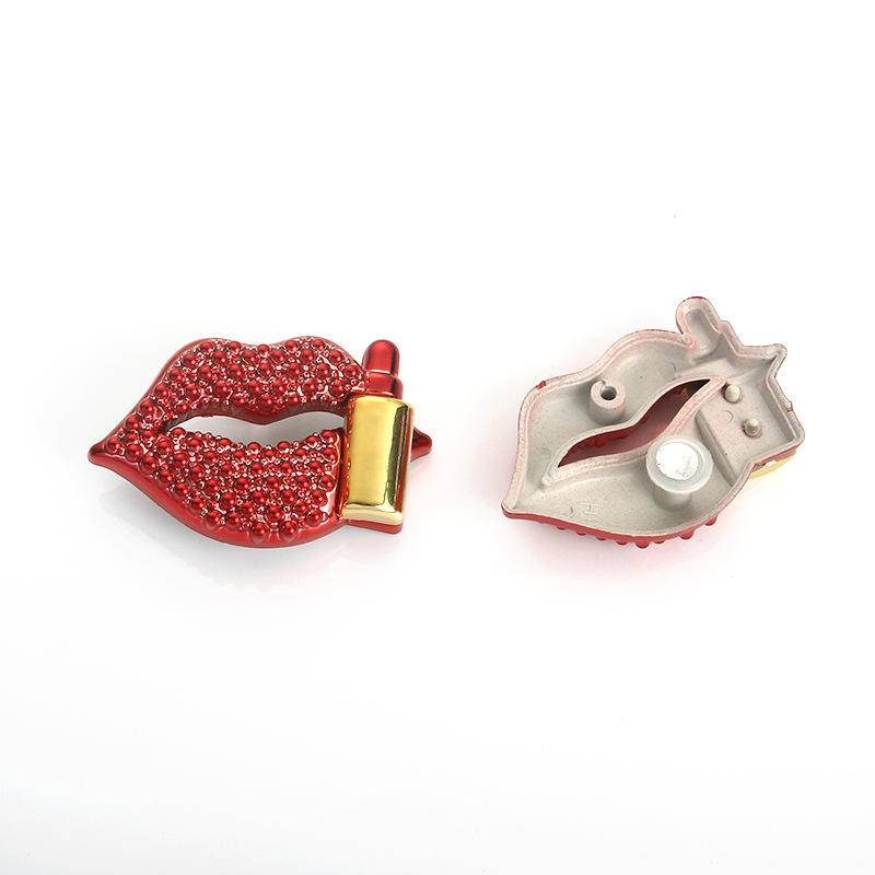 Ghim Cài Hình Đôi Môi Đỏ Cho Túi Giày croc jibz Charms