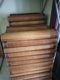 Chiếu trúc đế lụa loại 1 cây thẳng ko gấp
