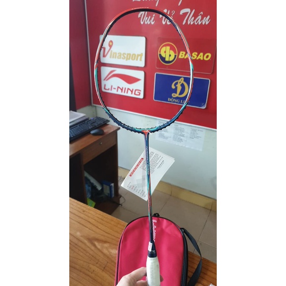 Vợt cầu lông Lining Aeronaut 6000 chính hãng tặng cước YONEX hoặc KIZUNA chính hãng