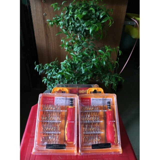 Bộ tua vít 32 chi tiết