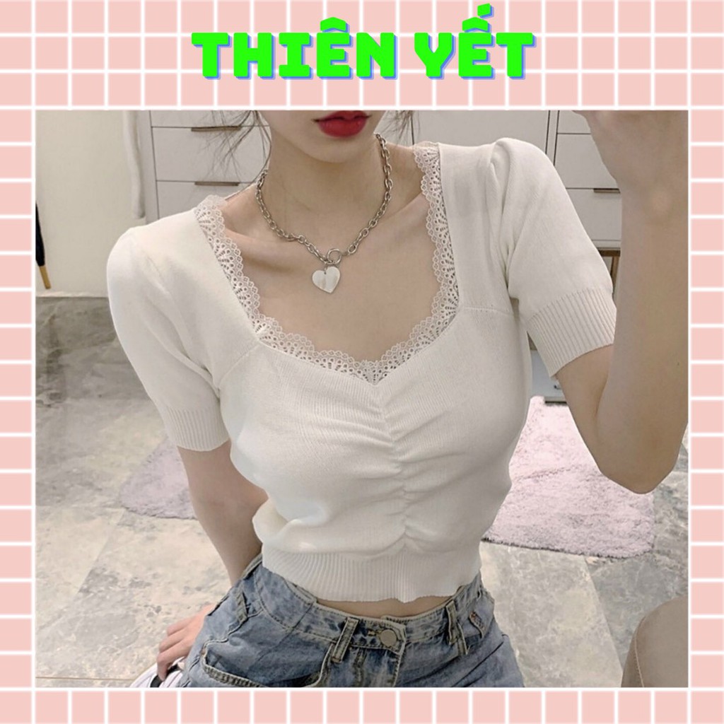 Áo thun gân croptop tay ngắn phối ren