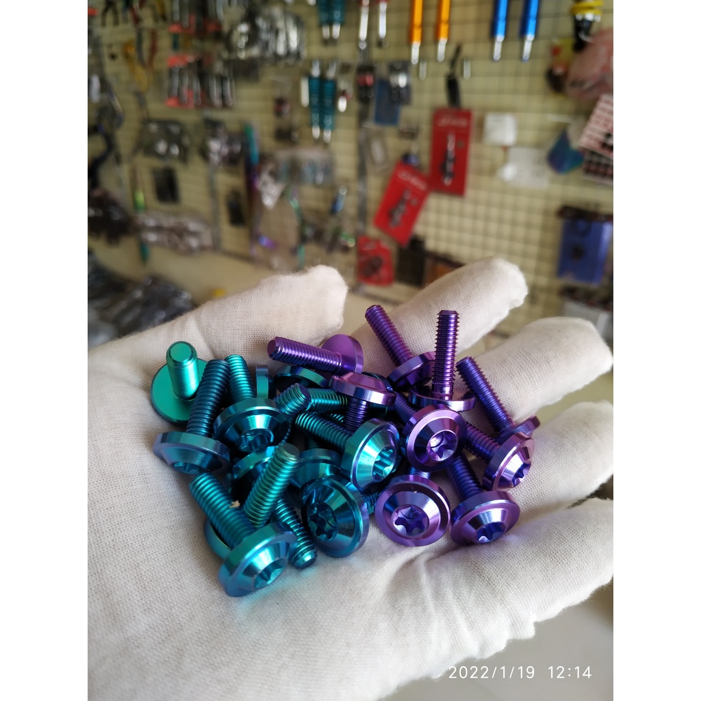 Ốc TiTan Gr5 6Ly10 6Ly2 6Ly3 Gắn Nón Bảo Hiểm Ốp Pô Che Sên Xe Máy