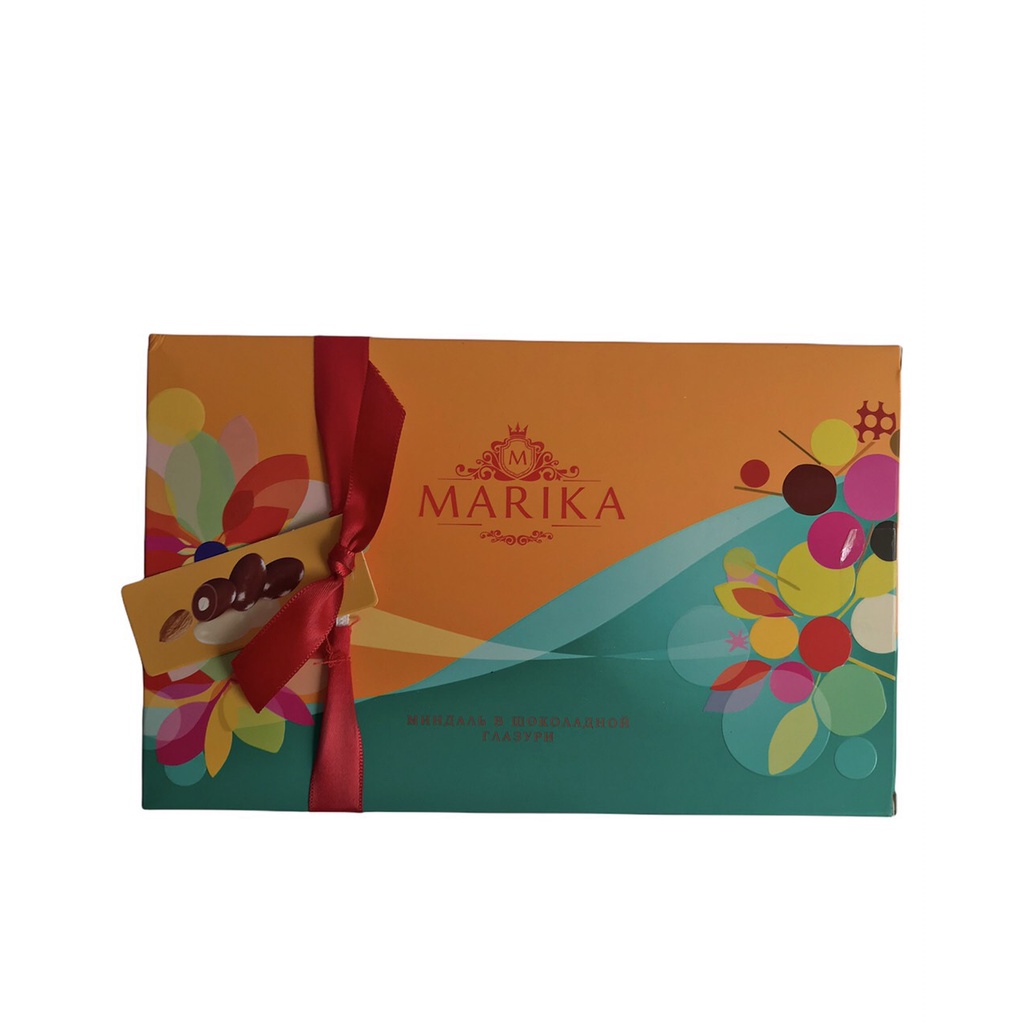 Kẹo socola Marika hạnh nhân Trắng/Đen của Nga Hộp 300gr