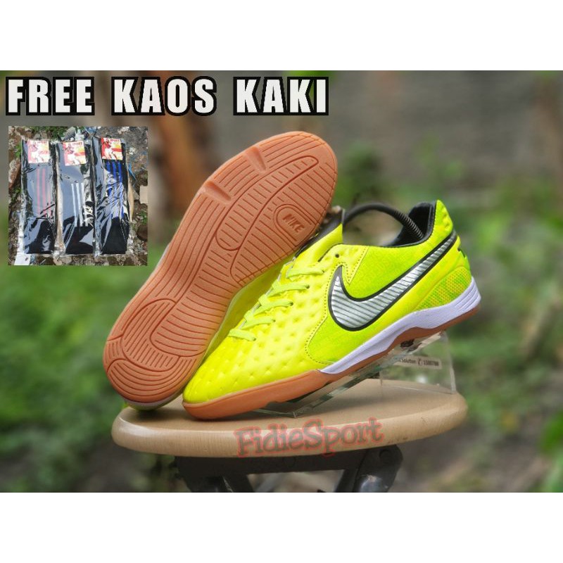 Giày Thể Thao Nike Tiempo Futsal Nhập Khẩu Từ Việt Nam